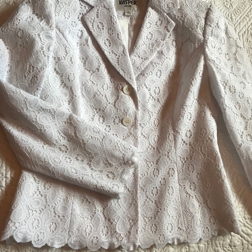White two piece jacket and skirt lace lace suit - Picture 4 of 8